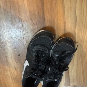 Nike boys shoes size 5